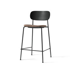 Co Counter Chair, Black Steel | Black Oak / Reflect 0344 | Chaises de comptoir | Audo Copenhagen