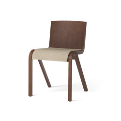 Ready Dining Chair, Seat Upholstered | Red Stained Oak / MENU Bouclé 02 | Stühle | Audo Copenhagen
