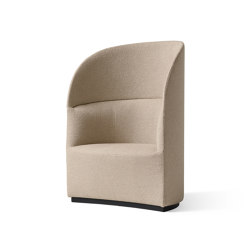 Tearoom Lounge Chair, High Back W Power Outlet | MENU Bouclé 02 | Fauteuils | Audo Copenhagen