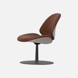 Council Lounge Chair with Swivel Base | Armchairs | House of Finn Juhl - Onecollection