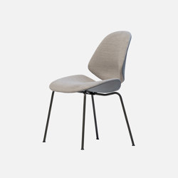 Council Salon Chair with 4-legged Base | Chaises | House of Finn Juhl - Onecollection