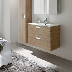 Weekly
Mirror cabinet with 3 mirror doors internal/external H70 cm, 2 shelves | Bathroom furniture | Inda