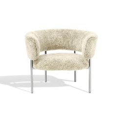 Font lounge armchair | oyster sheepskin | Armchairs | møbel copenhagen