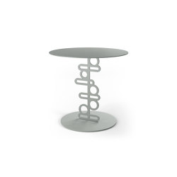 Ken side table, metal tabletop | Tabletop round | Quodes