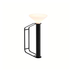 Piton Portable Lamp | Table lights | Muuto