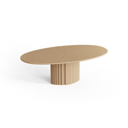 Oval-Tisch | Dining tables | Röthlisberger Kollektion