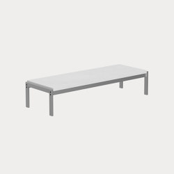 PK62™ | Coffee table | White rolled marble | Satin brushed stainless steel base | Coffee tables | Fritz Hansen