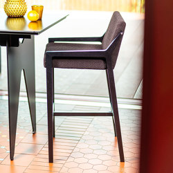 Xenia 2613 SG | Bar stools | Cizeta