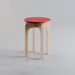 Arco | Confidenza 45-natural and ruby red | 4-leg base | MoodWood