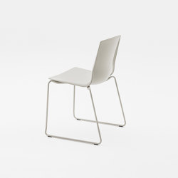 Loto Sled Chair 335L | Chairs | Mara