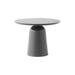 Turn Table Grey | Tables d'appoint | Normann Copenhagen