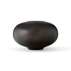 Colin King Collection, Surround Vase | Wood | Dining-table accessories | Audo Copenhagen