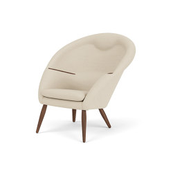 Oda, Lounge Chair | Walnut Base And Armrests / Hallingdal 200 | Sessel | Audo Copenhagen