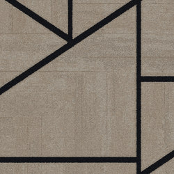 LC02
2369002 Walnut | Carpet tiles | Interface
