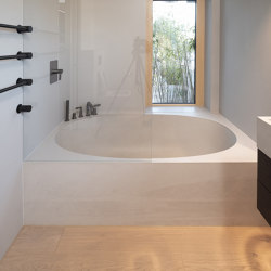 Concrete bathtub | dade O CUBED concrete bathtub | Bathtubs | Dade Design AG concrete works Beton