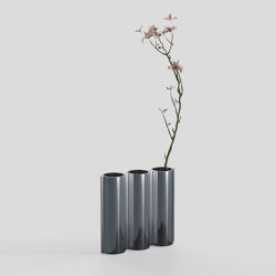 Silo Vase 3VJ - Mirror Polished Aluminum | Vasen | Lambert et Fils