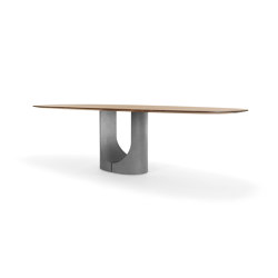 UDINA oval table | Tables de repas | Girsberger