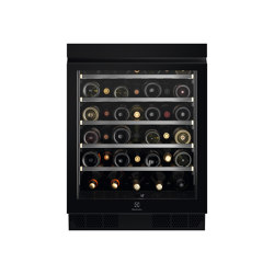 800 Wine Cabinet 40 bottles 1 temperature zone 595 mm | Kitchen appliances | Electrolux Group