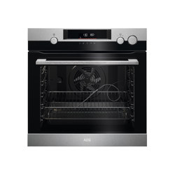 7000 SteamCrisp Pyrolytic Self Clean Oven - Stainless Steel with antifingerprint coating | Fours | Electrolux Group