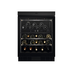 8000 Integrated Under Counter Wine Cooler 81.8 cm - Black Matt Glass | Kitchen appliances | Electrolux Group