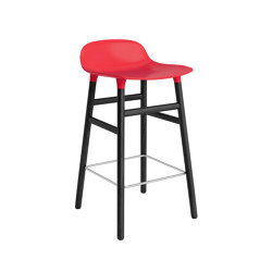 Form Barstol 65 cm Black Oak Bright Red | Bar stools | Normann Copenhagen