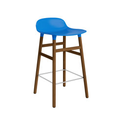 Form Barstol 65 cm Black Walnut Bright Blue | Barhocker | Normann Copenhagen