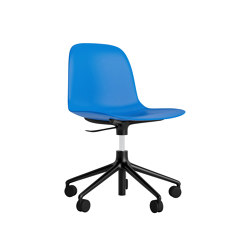 Form Chair Swivel 5W Gas Lift Black Alu Bright Blue | Stühle | Normann Copenhagen