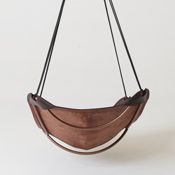 Butterfly Hanging Chair Brown  | Dondoli | Studio Stirling