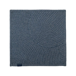 THE OUTDOORS - Shapes in a box - blue | Tapis / Tapis de designers | kymo