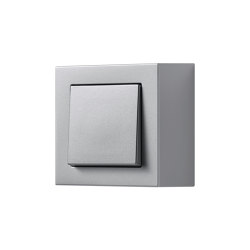A CUBE switch in aluminium | Interrupteurs à bouton poussoir | JUNG