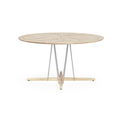 E022 Ø140 | Embrace Outdoor Table | Tabletop round | Carl Hansen & Søn