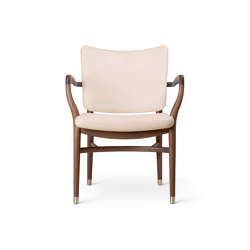 VLA61 | Monarch Chair