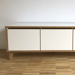 Scott 140 Shoe Bench | Cabinets | Andreas Janson