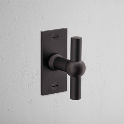 Harper T-Stange gefederter Türgriff kurzes Schild | Hinged door fittings | Corston Architectural Detail