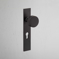 Onslow Long Plate Sprung Door Knob | Knob handles | Corston Architectural Detail