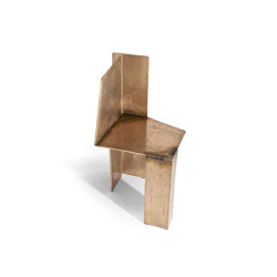 Cadrega | Chairs | HESSENTIA