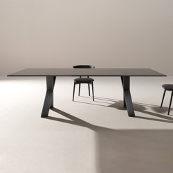 Ciàcola | Dining tables | Desiree