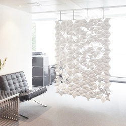 Facet hanging room divider 136 x 207cm in White | Sound absorbing room divider | Bloomming