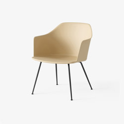 Rely HW101 Beige Sand w. Black base | Armchairs | &TRADITION