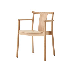 Merkur Dining Chair W. Armrest| Natural Oak | Chairs | MENU