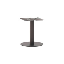 System low table base | Tables | Varaschin