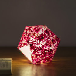 Hedron Play table lamp | Table lights | Viaplant