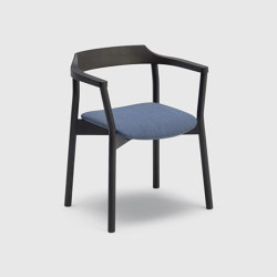 YUMI Armchair 2.01.0/L | Chairs | Cantarutti