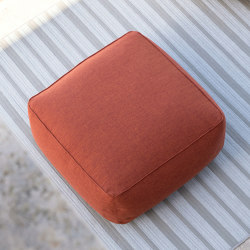TVR Outdoor Pouf Square