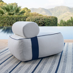 TVR Outdoor Pouf Square | closed base | THIBAULT VAN RENNE