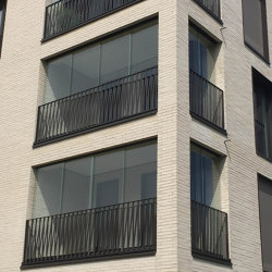 Sliding System | SL 20e | Balcony glazing | Solarlux