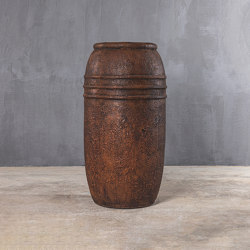 Brutal | Taranto Urn 93 Pot | Plant pots | Set Collection