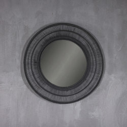 Malawi | Mirror Round Black Large | Mirrors | Set Collection