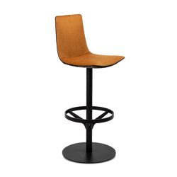 Amelie | Bar Chair mit Tellerfuß | Bar stools | FREIFRAU MANUFAKTUR