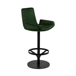 Amelie | Counter Armchair Low with central leg | Counter stools | FREIFRAU MANUFAKTUR